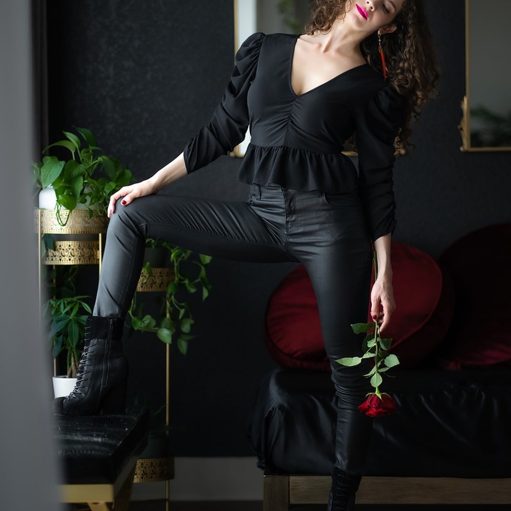 Meet your Posher, Brooke